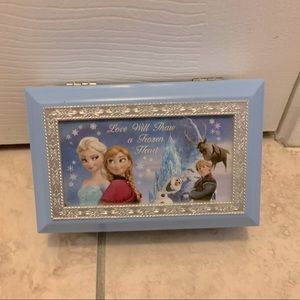 Frozen Music / Jewelry Box